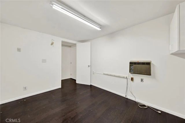 9745 Via Roma, Burbank, CA 91504