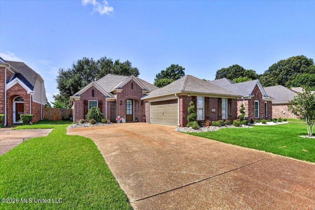4957 Graham Lake Drive, Olive Branch, MS 38654