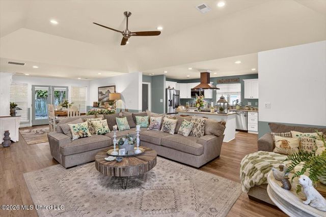 4957 Graham Lake Drive, Olive Branch, MS 38654
