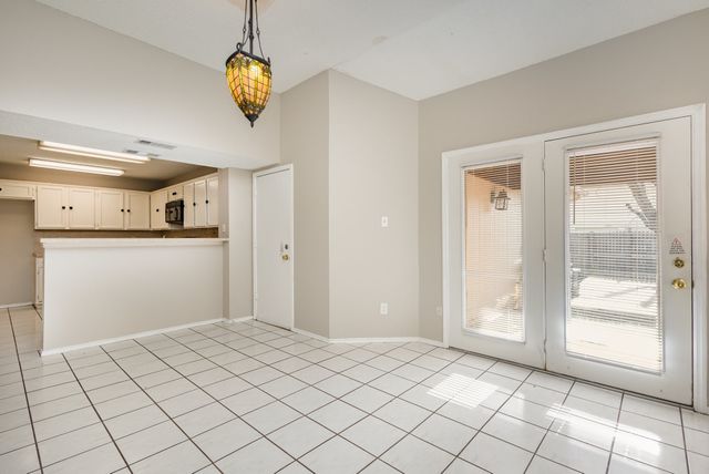 2921 Menlo Park Lane, Carrollton, TX 75007