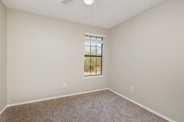 2921 Menlo Park Lane, Carrollton, TX 75007