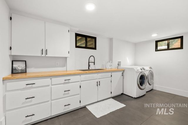 4008 W Edgemont St, Boise, ID 83706