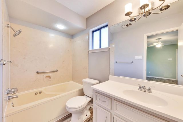 1207 Gingerlily CV A, Austin, TX 78745