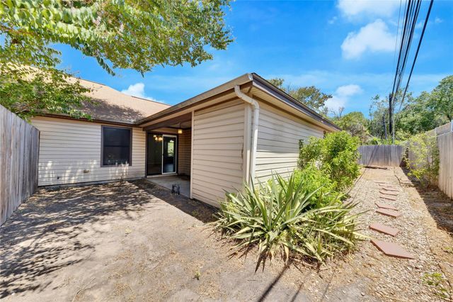 1207 Gingerlily CV A, Austin, TX 78745