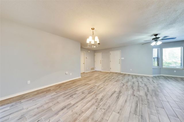 1207 Gingerlily CV A, Austin, TX 78745