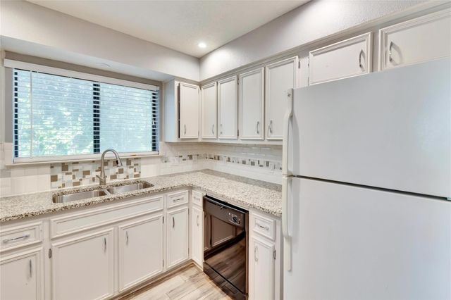 1207 Gingerlily CV A, Austin, TX 78745