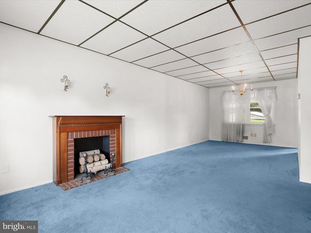 7 WEYHILL CT, Baltimore, MD 21237