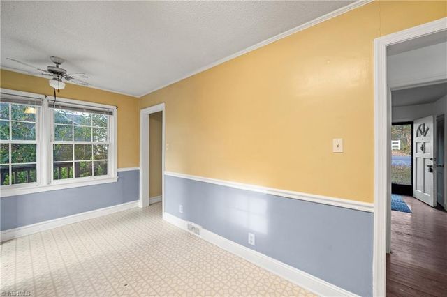 615 Corona Street, Winston-salem, NC 27103