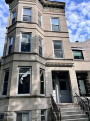 1028 W OAKDALE Avenue 2, Chicago, IL 60657