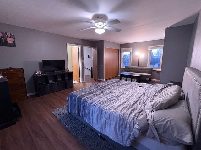 5524 W Shore Drive, Mchenry, IL 60050