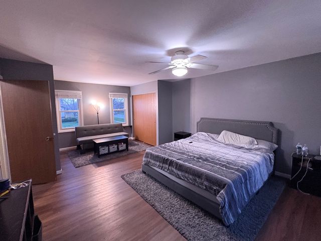 5524 W Shore Drive, Mchenry, IL 60050