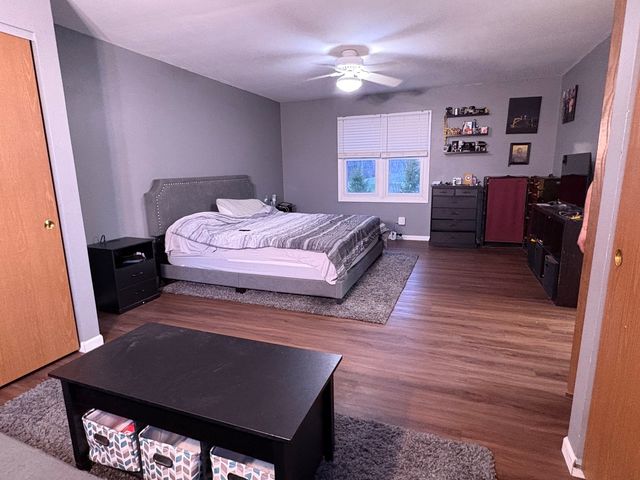 5524 W Shore Drive, Mchenry, IL 60050