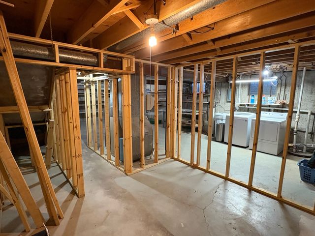 5524 W Shore Drive, Mchenry, IL 60050