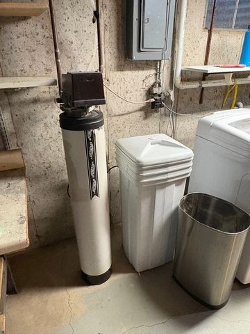 5524 W Shore Drive, Mchenry, IL 60050