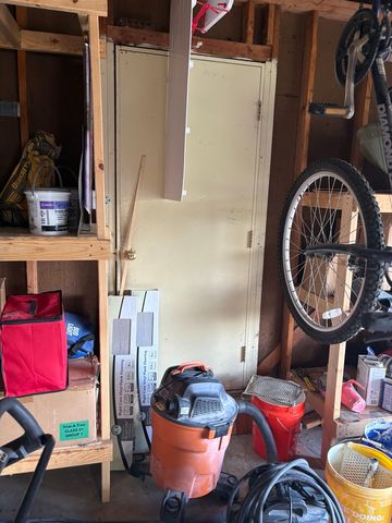 5524 W Shore Drive, Mchenry, IL 60050