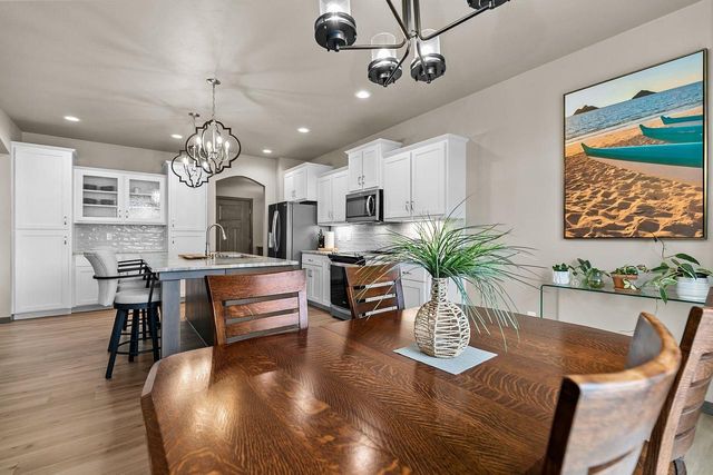 2934 E TURQUOISE LANE, Appleton, WI 54913