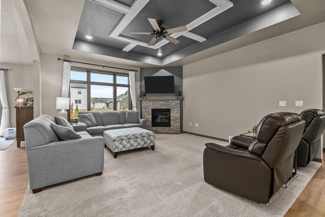 2934 E TURQUOISE LANE, Appleton, WI 54913
