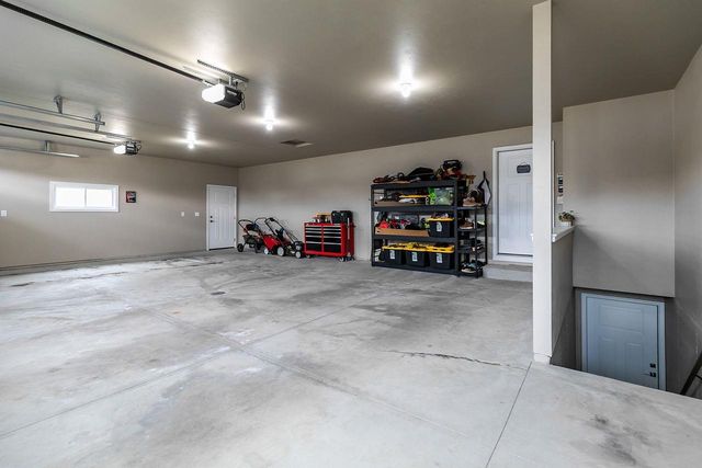 2934 E TURQUOISE LANE, Appleton, WI 54913