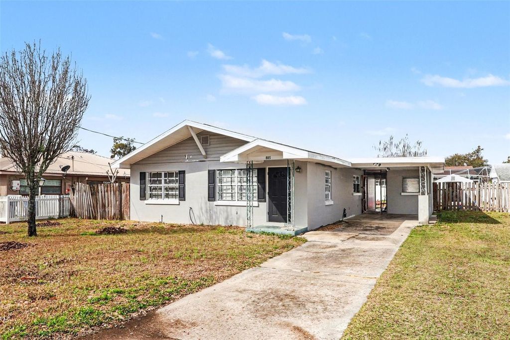 Image 2 of property listing at 885 N 9TH STREET, Eagle Lake, FL 33839