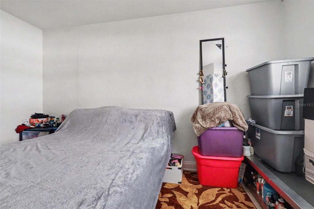 Image 15 of property listing at 885 N 9TH STREET, Eagle Lake, FL 33839