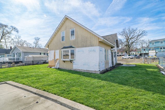 13043 Polk Street, Cedar Lake, IN 46303
