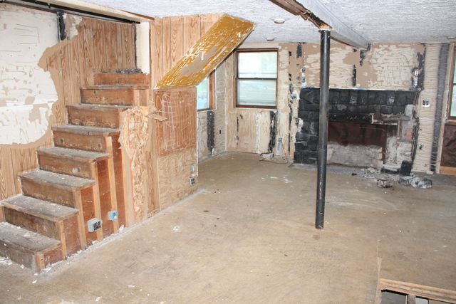 13043 Polk Street, Cedar Lake, IN 46303