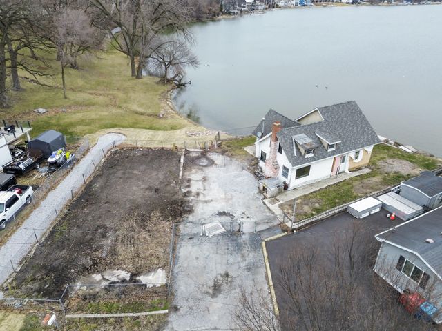 13043 Polk Street, Cedar Lake, IN 46303