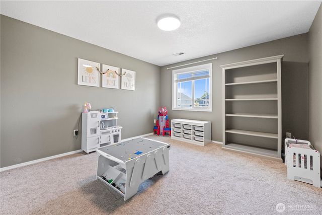 533 S Glenmoor Drive, Moses Lake, WA 98837