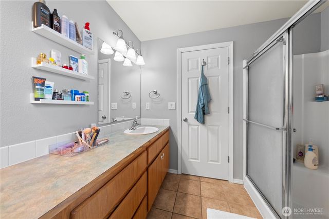 533 S Glenmoor Drive, Moses Lake, WA 98837