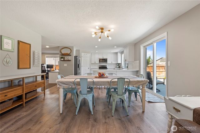 533 S Glenmoor Drive, Moses Lake, WA 98837