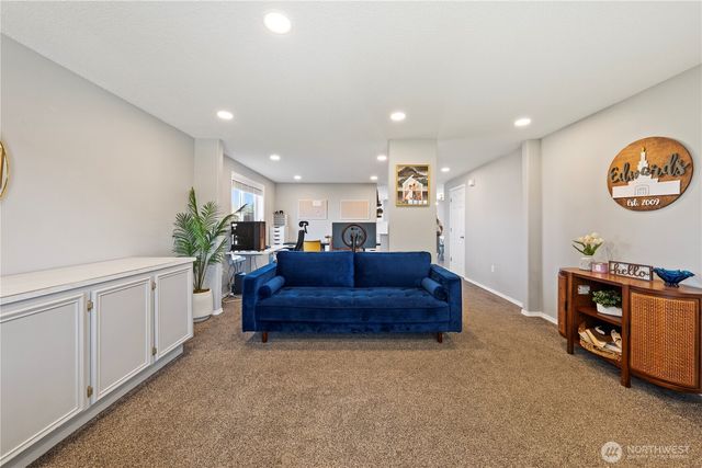 533 S Glenmoor Drive, Moses Lake, WA 98837