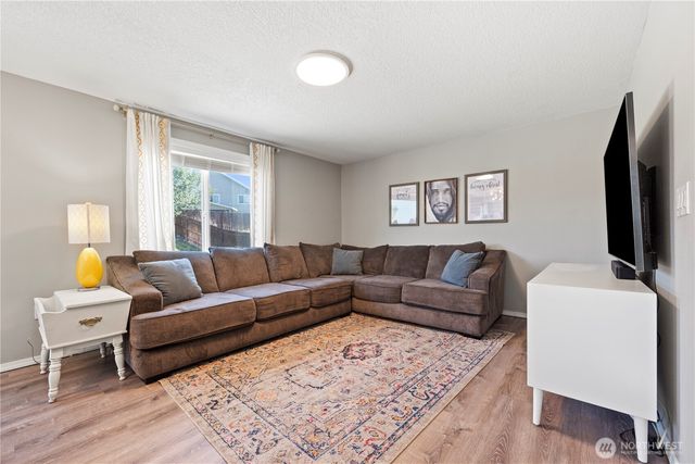 533 S Glenmoor Drive, Moses Lake, WA 98837