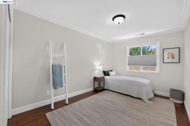 20556 Forest Ave, Castro Valley, CA 94546