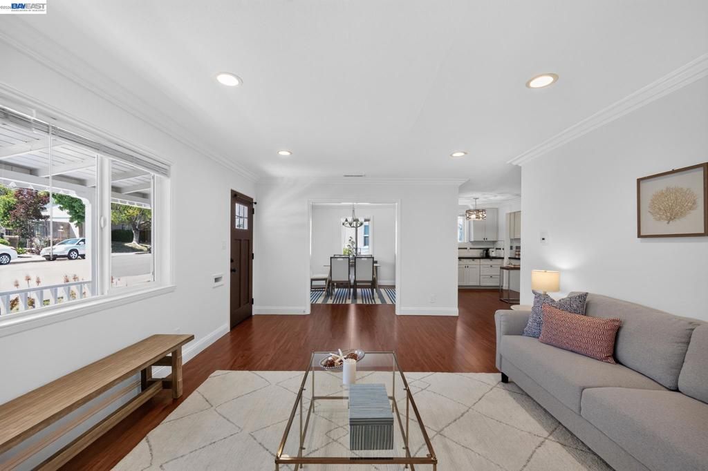 20556 Forest Ave, Castro Valley, CA 94546