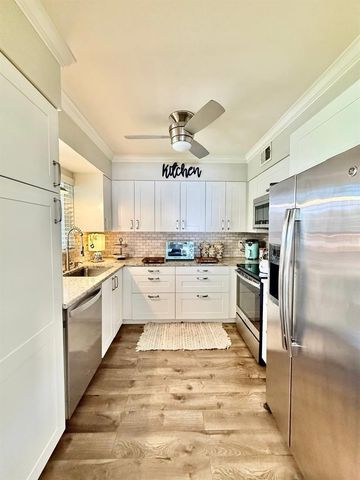 2233 SNEAD AVENUE, Dunedin, FL 34698