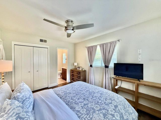 2233 SNEAD AVENUE, Dunedin, FL 34698
