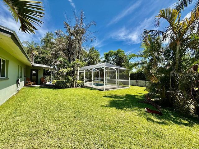 2233 SNEAD AVENUE, Dunedin, FL 34698
