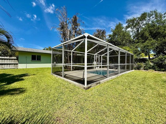 2233 SNEAD AVENUE, Dunedin, FL 34698