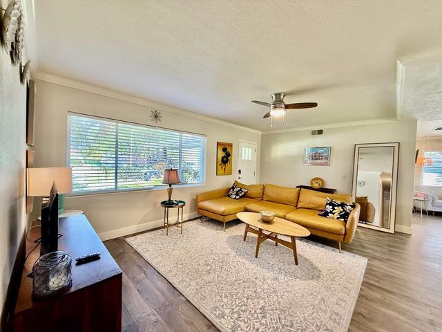 2233 SNEAD AVENUE, Dunedin, FL 34698