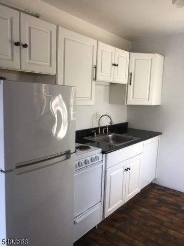 6 Jans Way, Byram Twp., NJ 07821