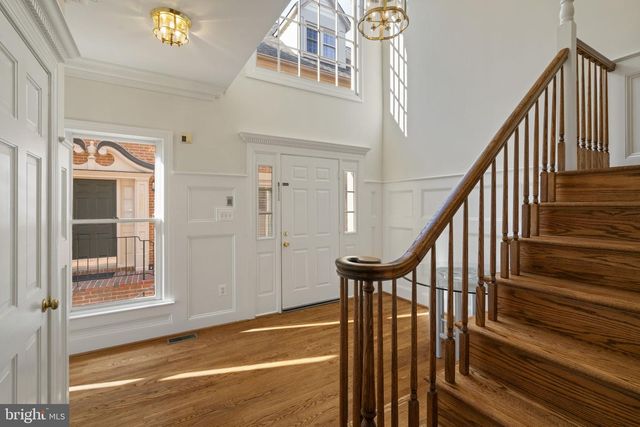 1537 CEDAR AVE, Mclean, VA 22101