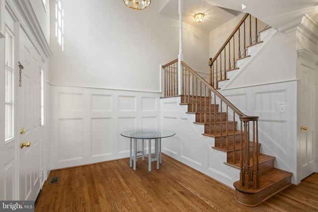 1537 CEDAR AVE, Mclean, VA 22101