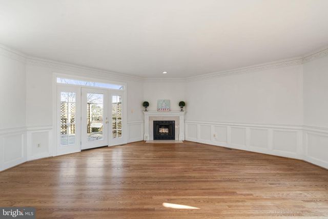 1537 CEDAR AVE, Mclean, VA 22101