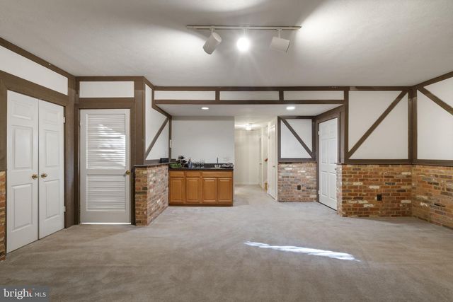 1537 CEDAR AVE, Mclean, VA 22101