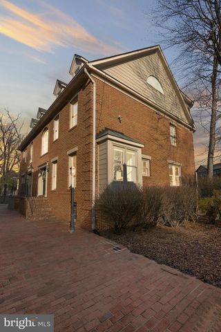 1537 CEDAR AVE, Mclean, VA 22101
