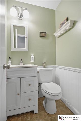 5805 Charles Street, Omaha, NE 68132