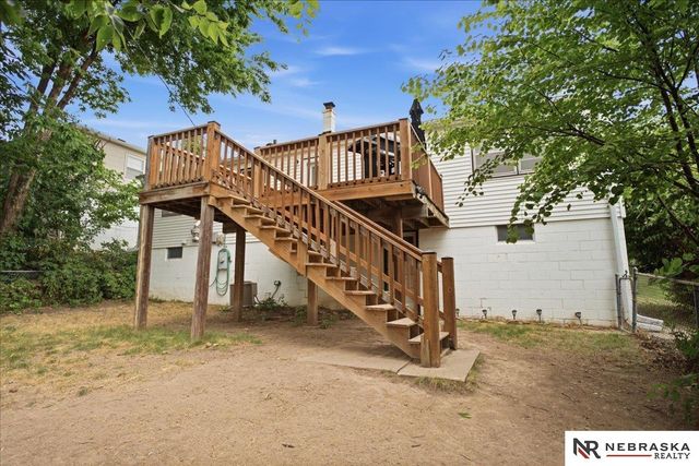 5805 Charles Street, Omaha, NE 68132
