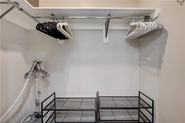 150 North Las Vegas Boulevard 2002, Las Vegas, NV 89101