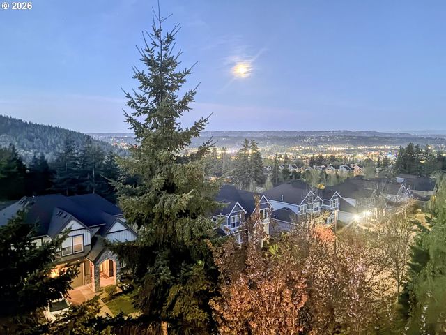 10928 Se LENORE St, Happy Valley, OR 97086