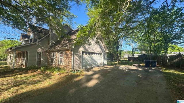 902 10TH STREET SW, Alabaster, AL 35007